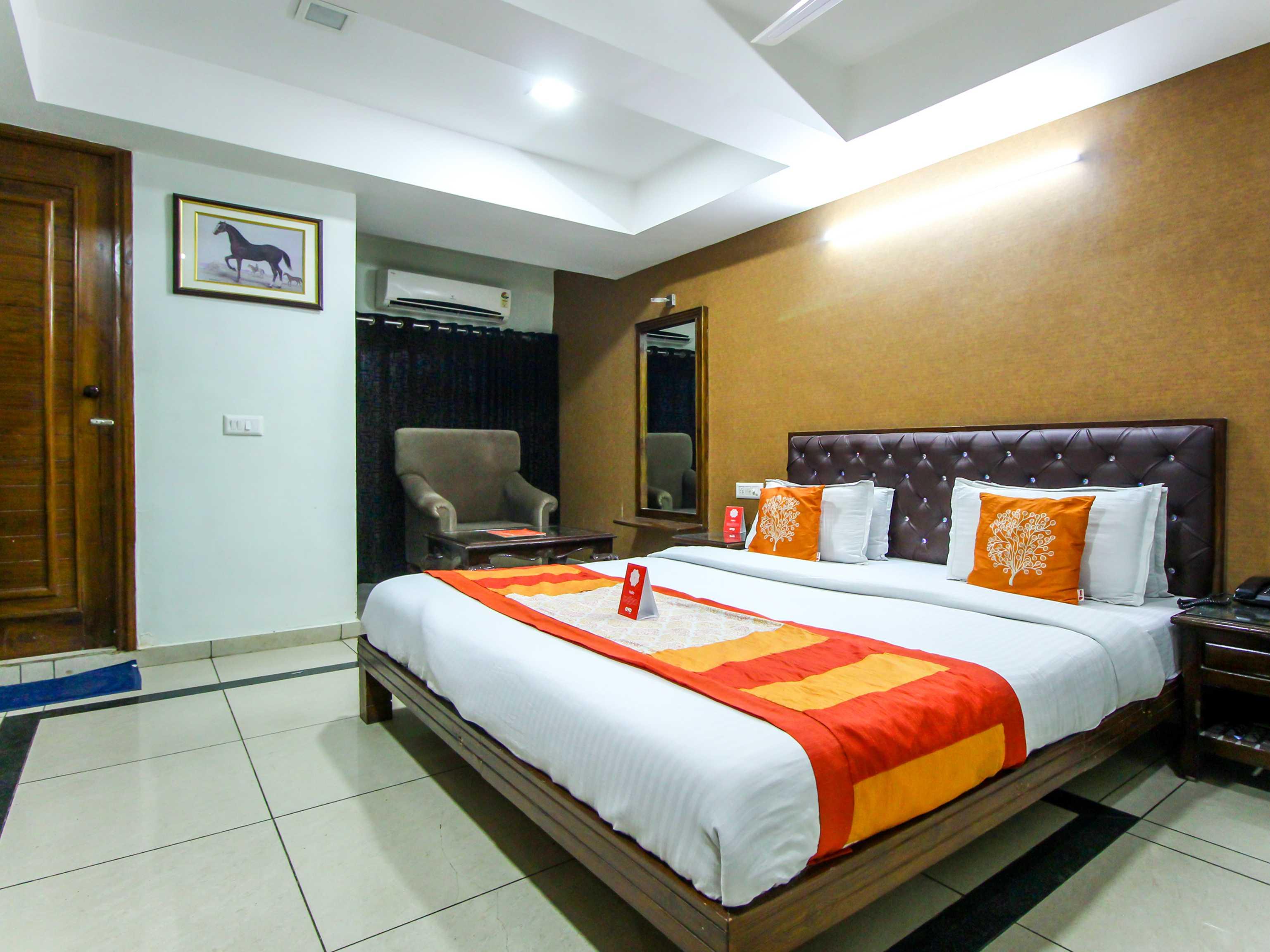 Hotel Seven Ahmedabad Exterior foto